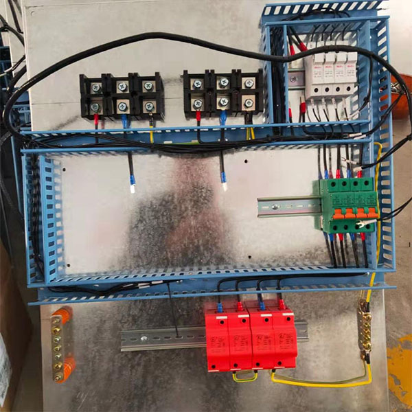 浪涌保護(hù)器的U p