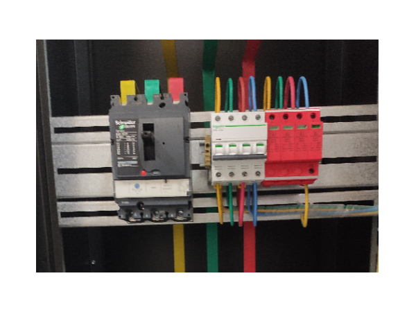 低壓浪涌保護(hù)器