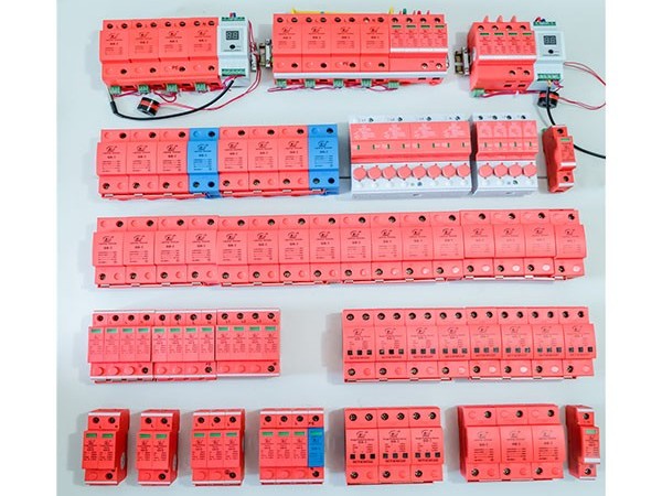 S-BC18-4 B+C級防雷器：守護電氣系統的多層屏障
